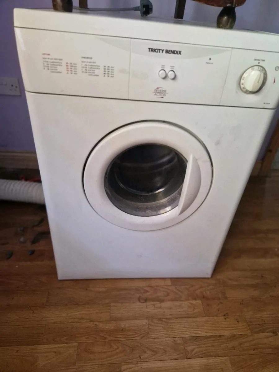 House clearance - Image 1