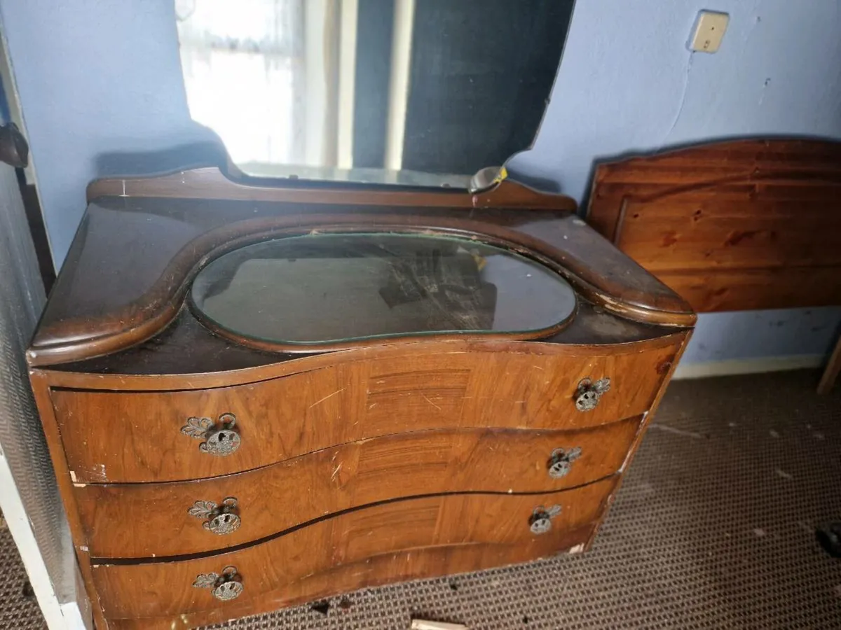 House clearance - Image 4