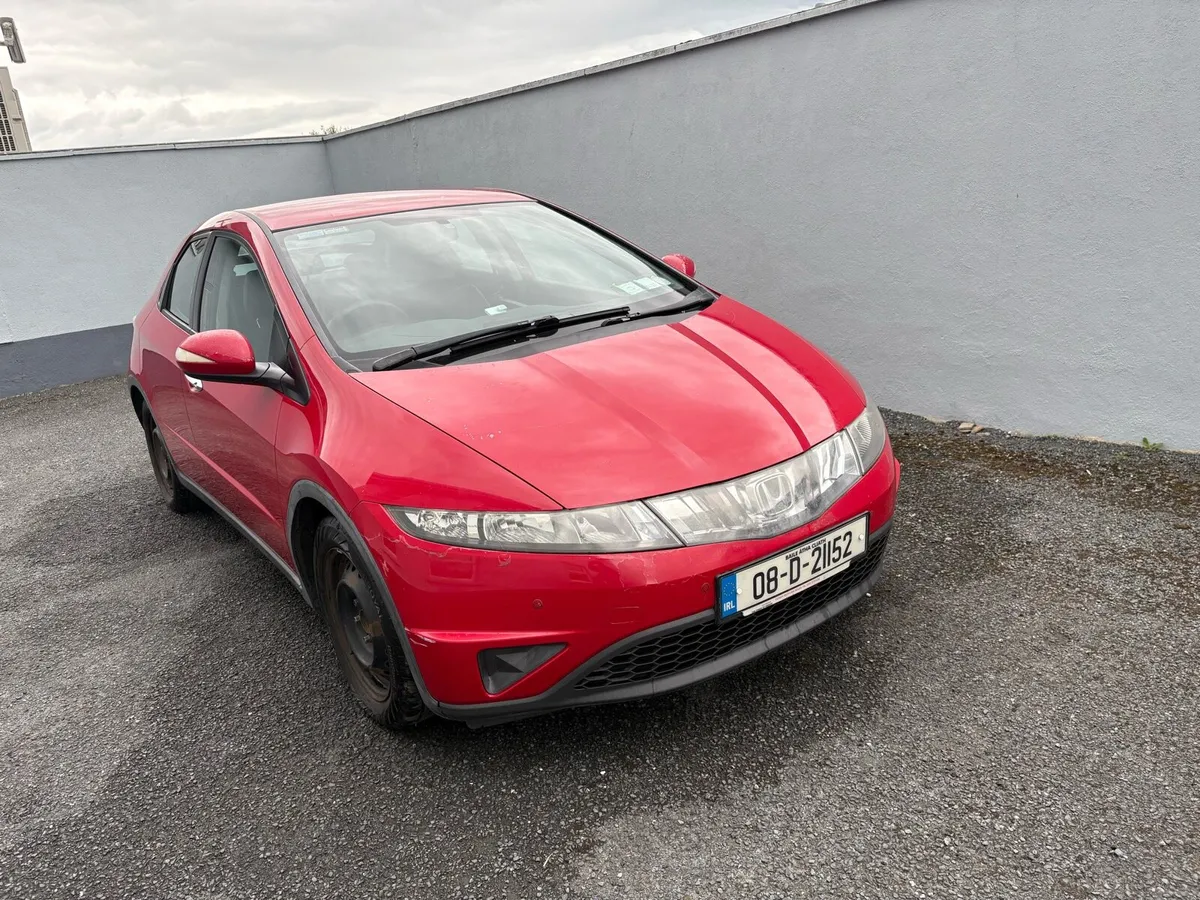 2008 Honda Civic LOW MILEAGE - Image 1