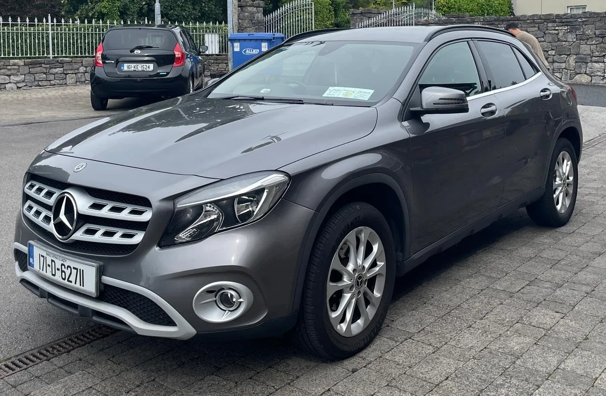 2017 Mercedes GLA - Image 3