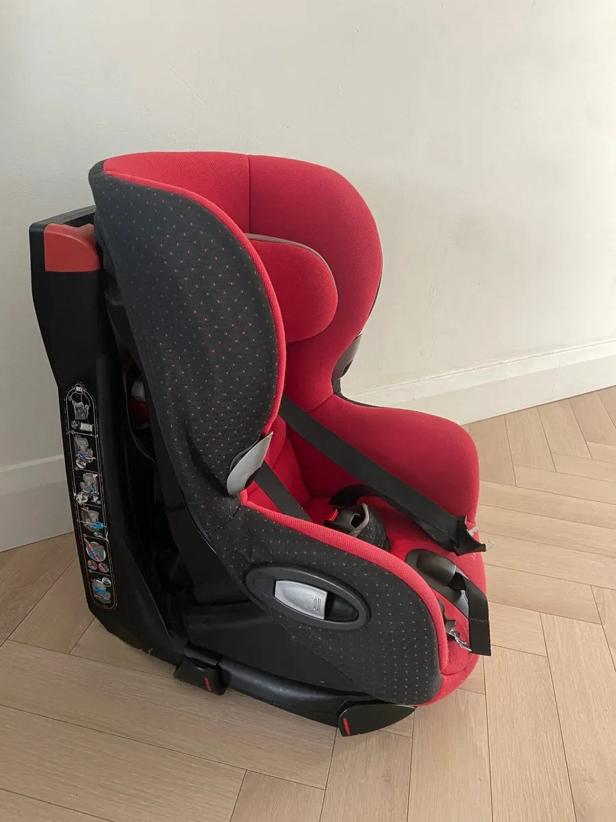 Car seat - Image 1