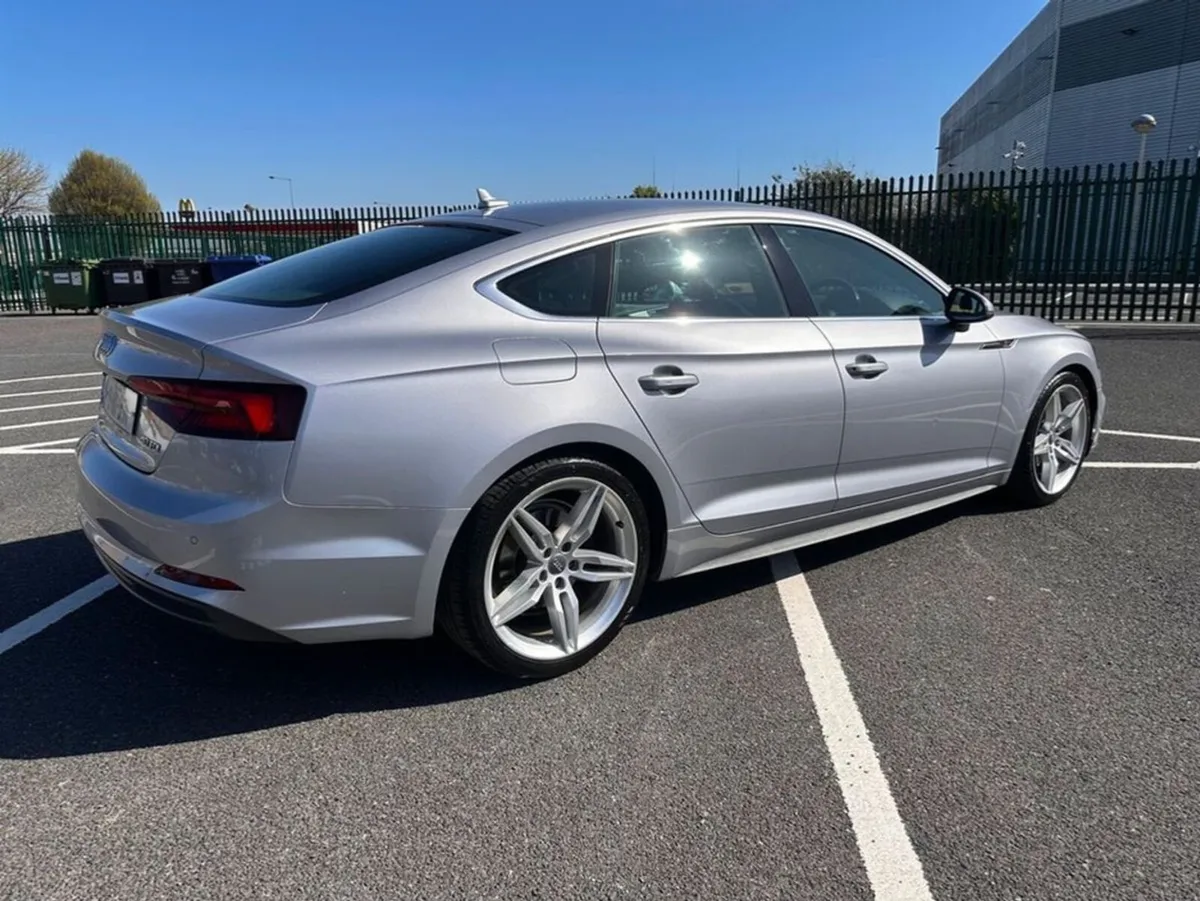 Audi A5 S-Line 2019 - Image 2