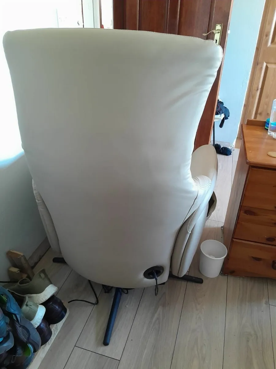Chair - Image 3