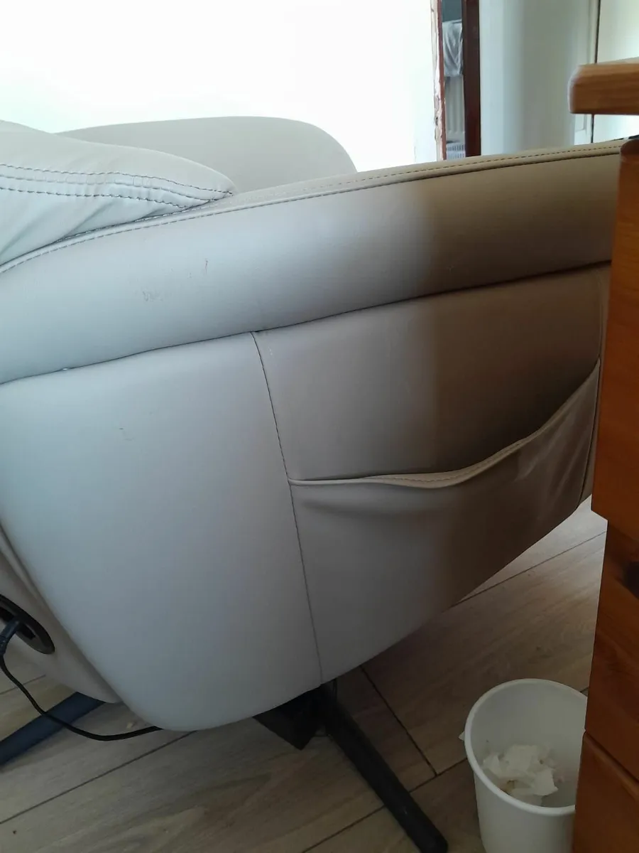 Chair - Image 4