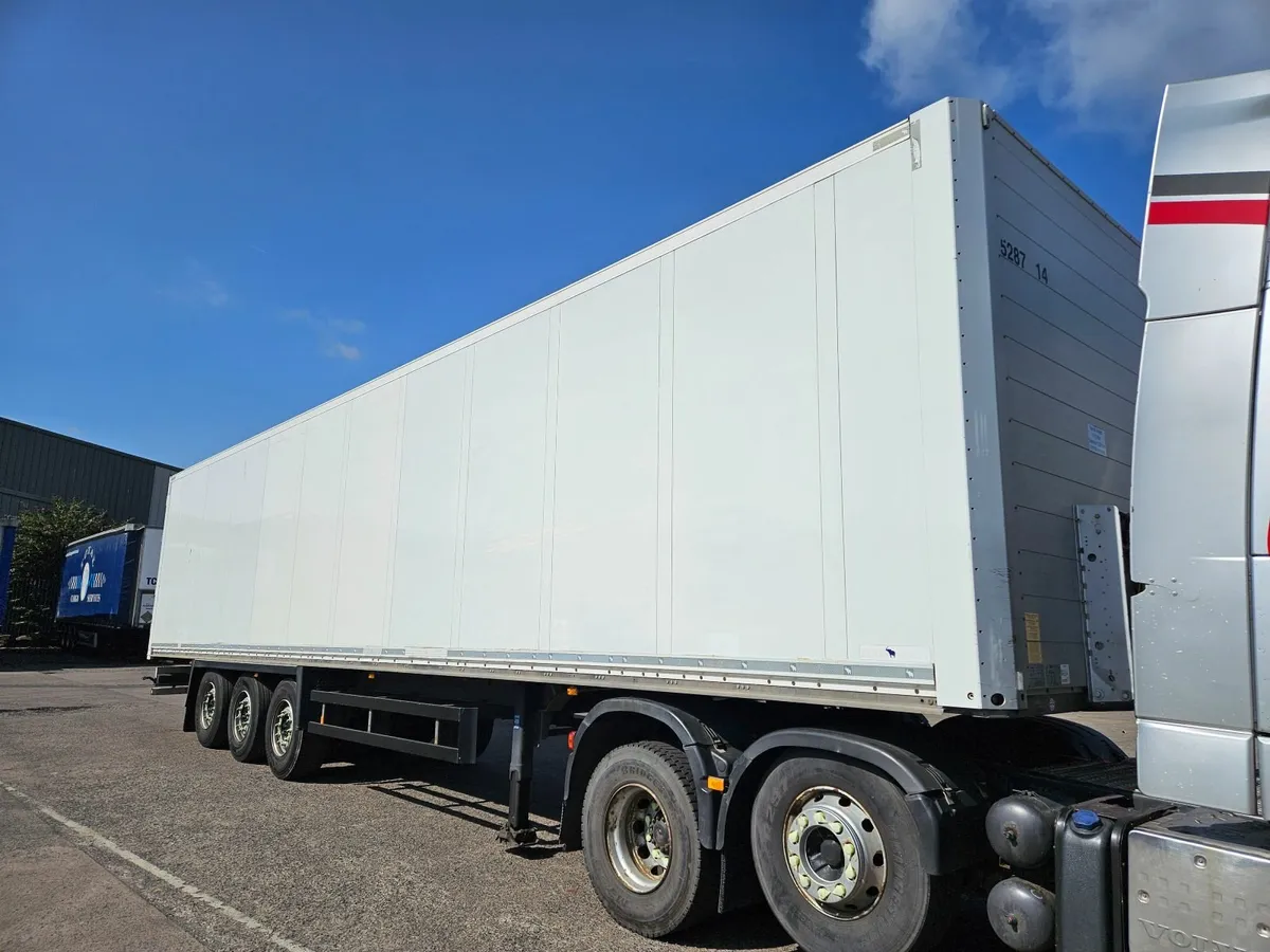 Schmitz box trailer - Image 1