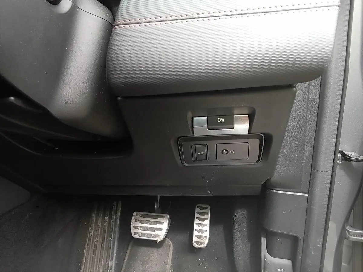2020 DISCOVERY SPORT FOR SALE £6000 ONO - Image 2