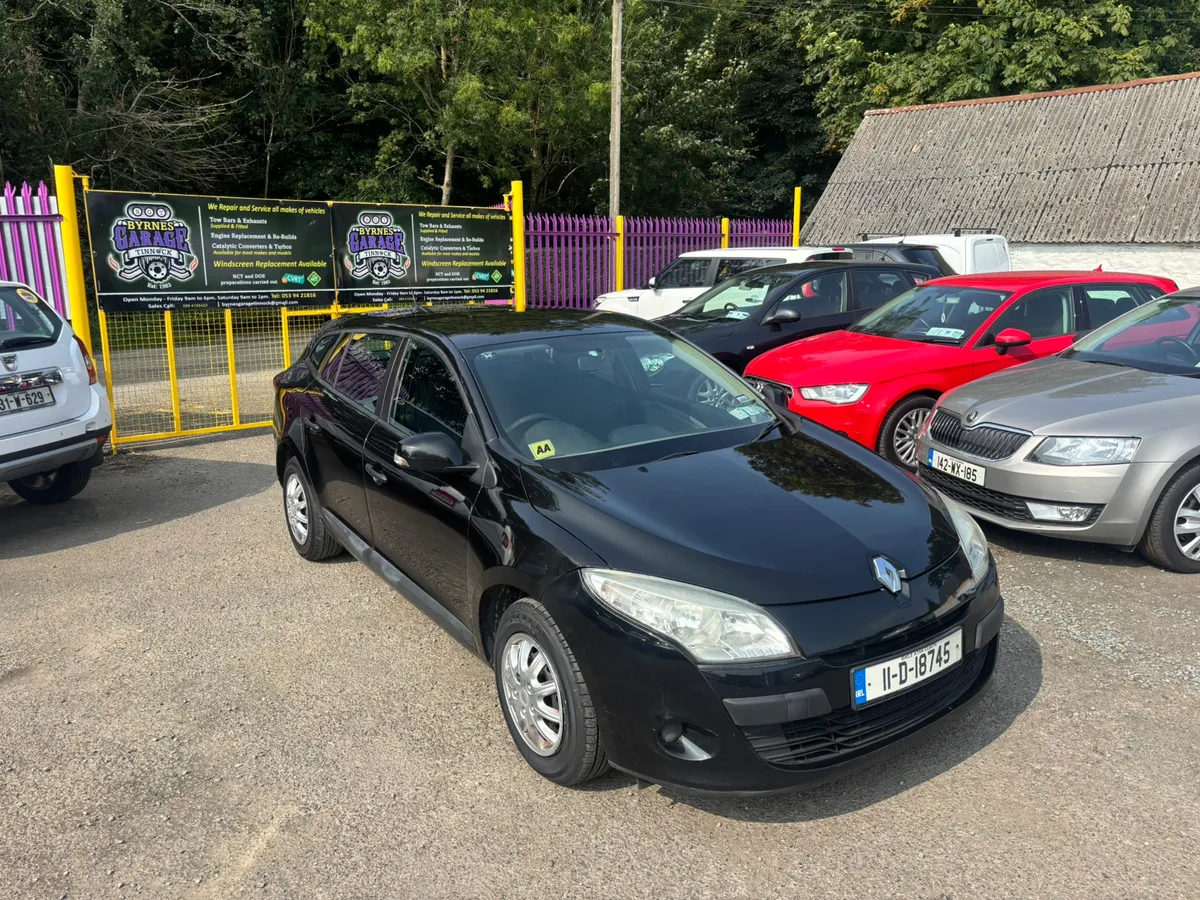 Estate Renault Megane New NCT Warranty - Image 2