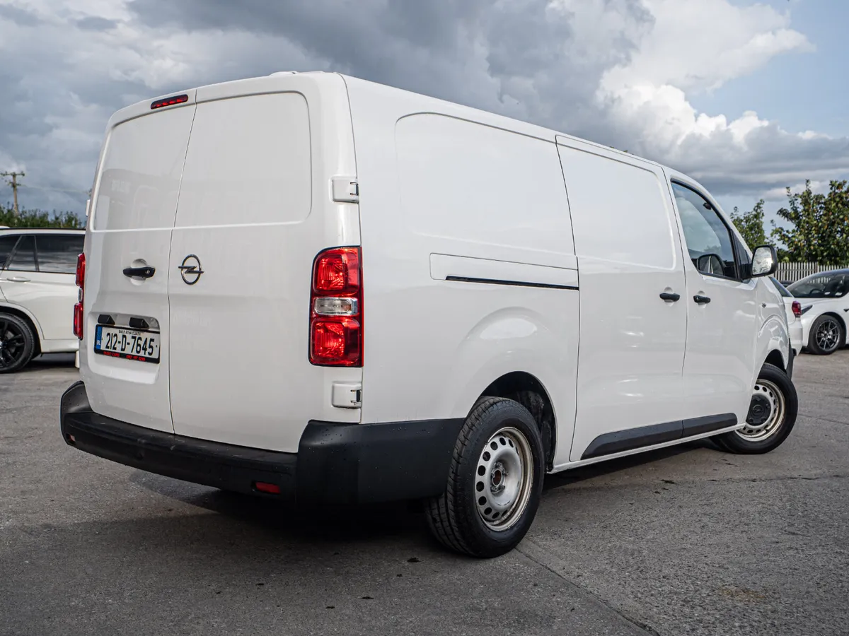 212 Opel Vivaro 1.5d/1 Owner/New CVRT/Warranty - Image 3