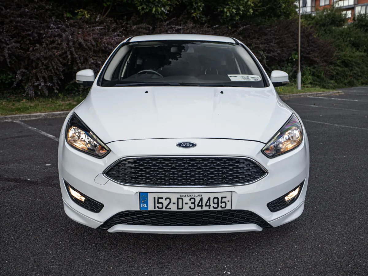 Ford Focus 2015 - Image 2