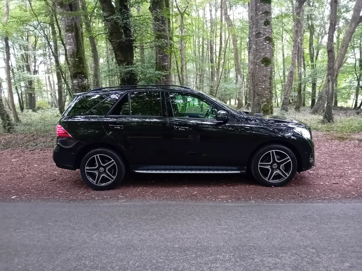 181 MERCEDES GLE 250 CDI AMG LINE NIGHT ED - Image 4