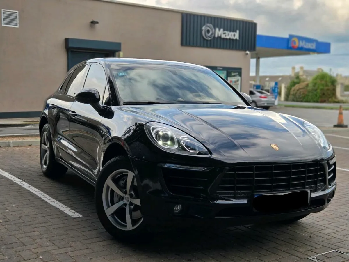 Porsche Macan s - Image 1