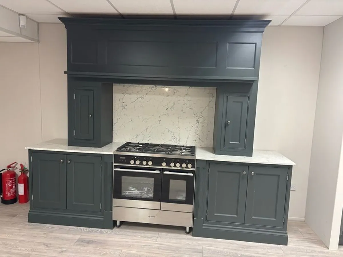 Kitchen mantle