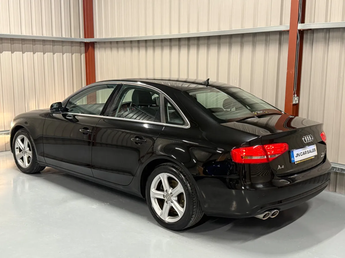 Audi A4 2015 2.0TDI Technik Ultra - Image 4