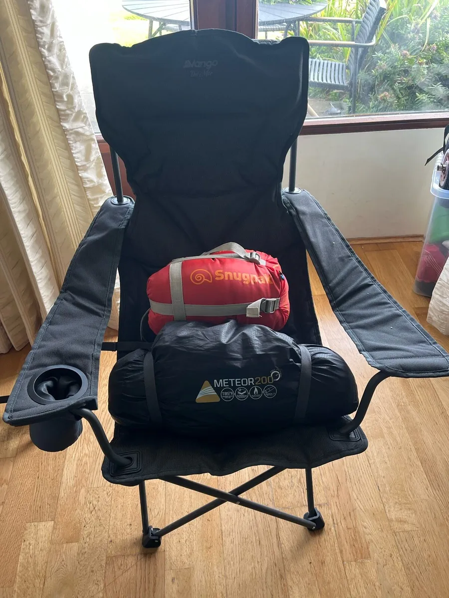 Tent  sleeping bag camping chair