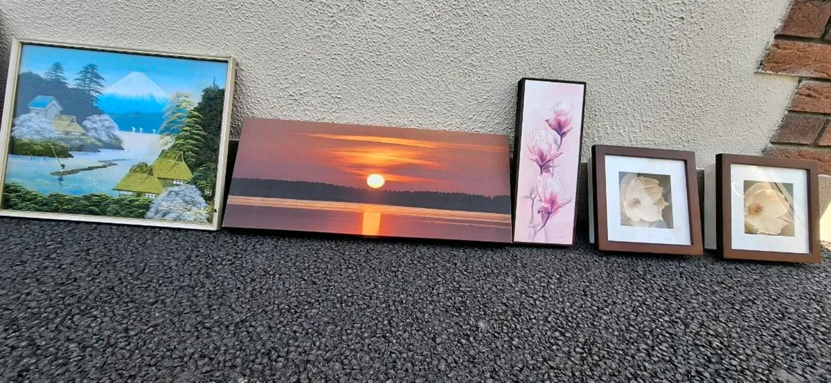 Pictures large range -all sizes-priced individuall - Image 2