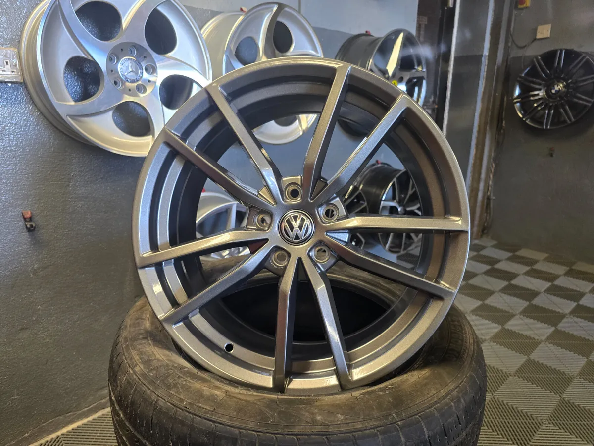 **Special** 18" Volkswagen Pretoria Style