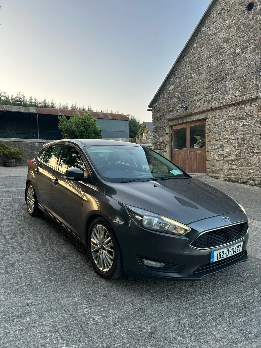 Ford Focus 162 Zetec - Image 1