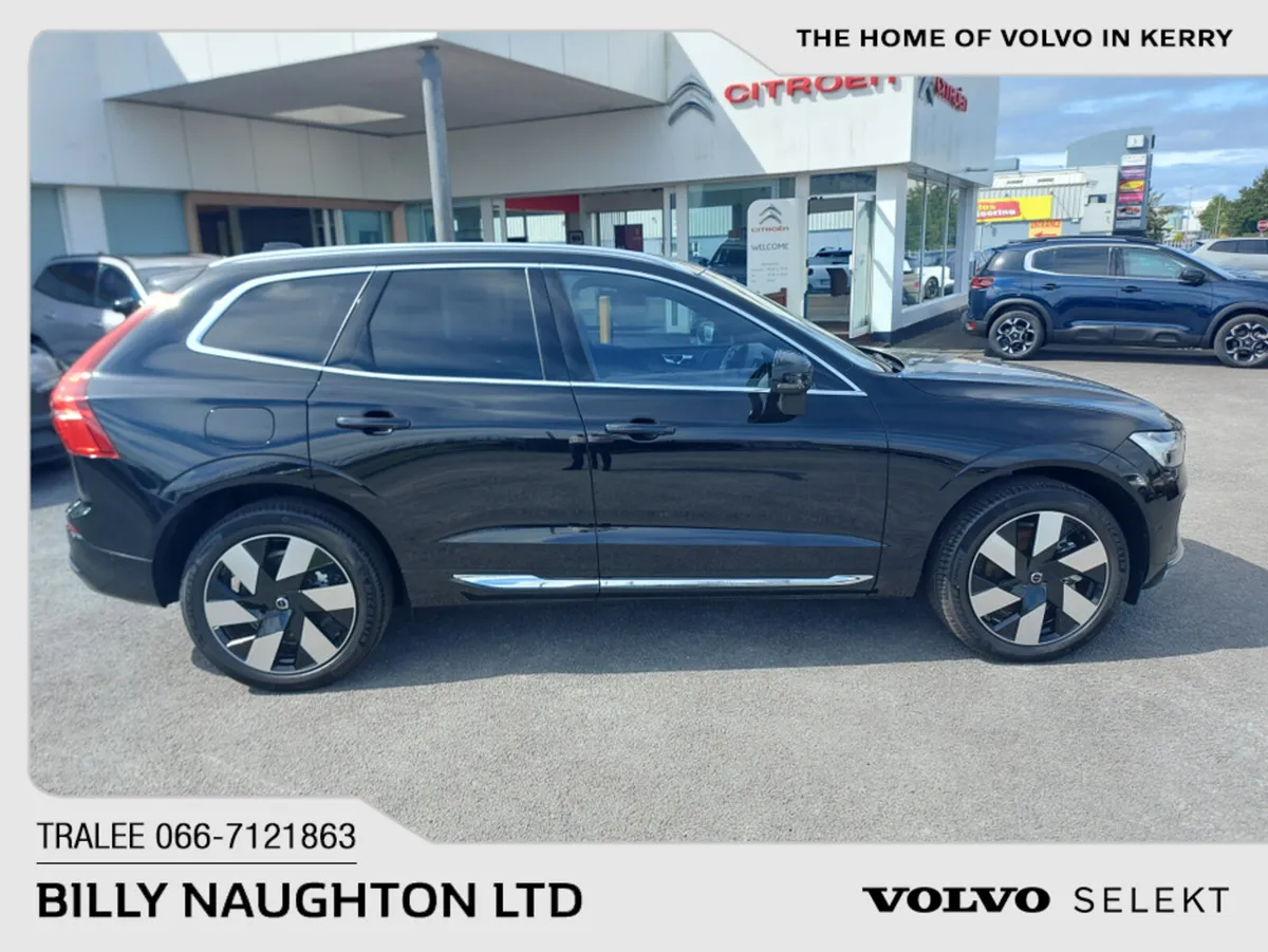 Volvo XC60 T6 PHEV PLUS BRIGHT AWD - Image 4