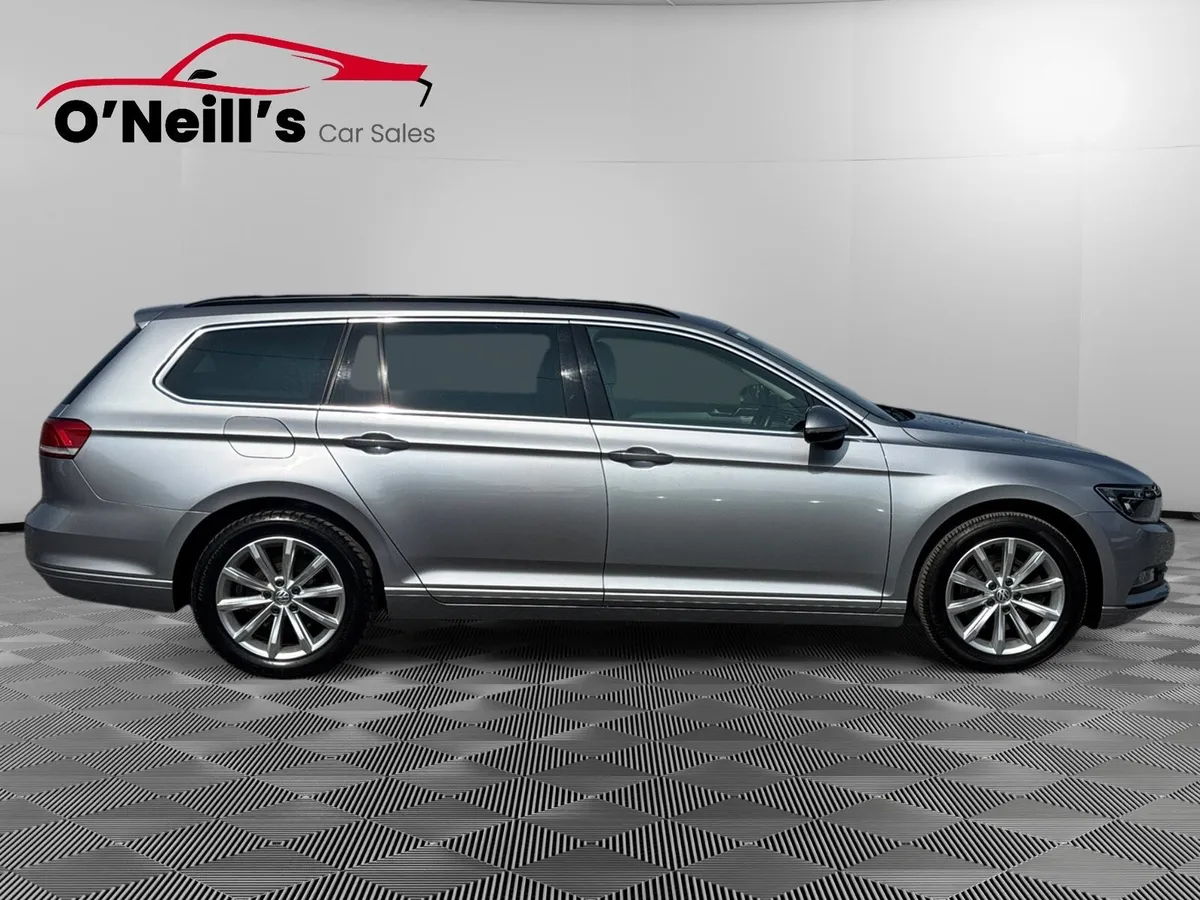 Volkswagen Passat 2018  1.6 TDI MANUAL 6SPEED - Image 2