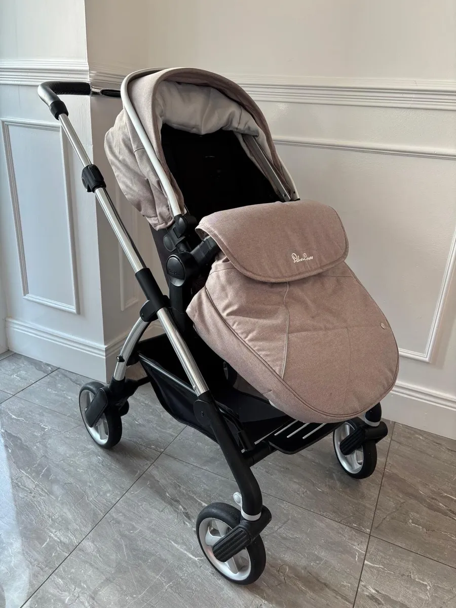Infant Travel System - Image 1