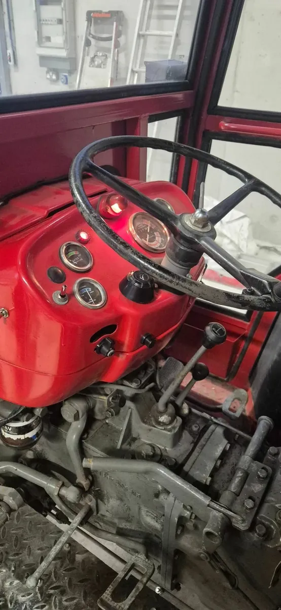 Massey Ferguson 135 1978 - Image 2