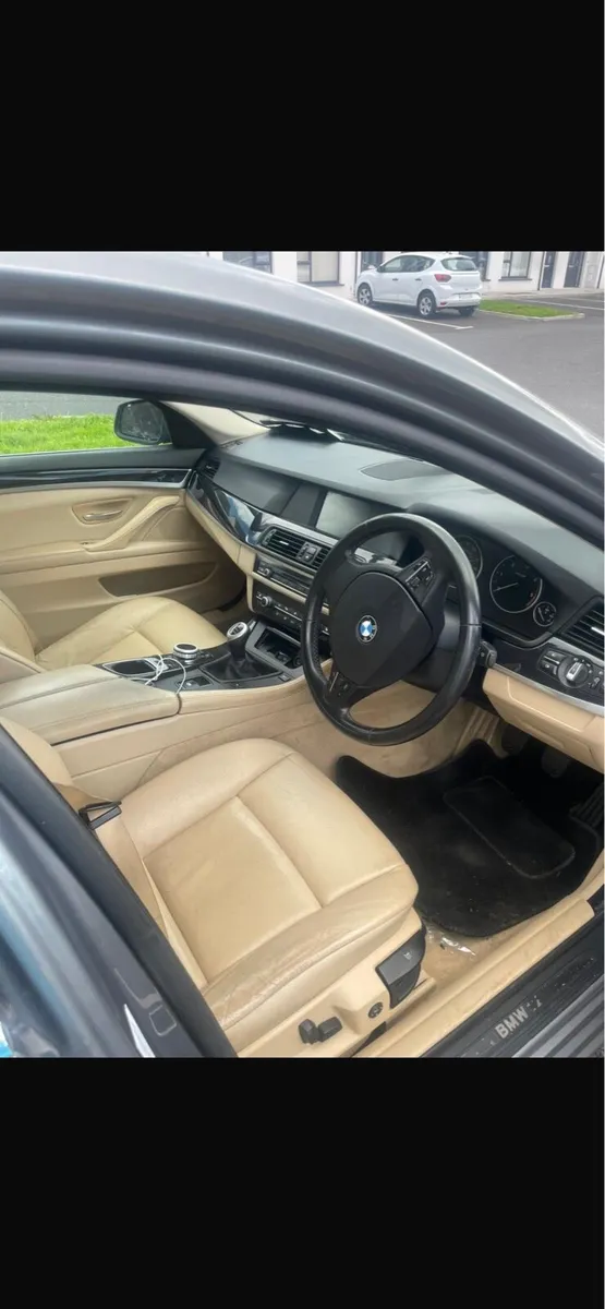 BMW series 5 - Image 1