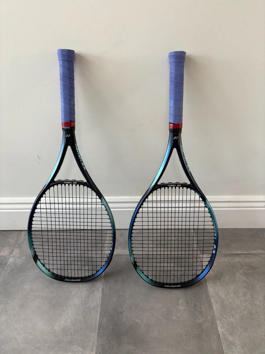 Yonex E-zone 98 Tour x2 - Image 1