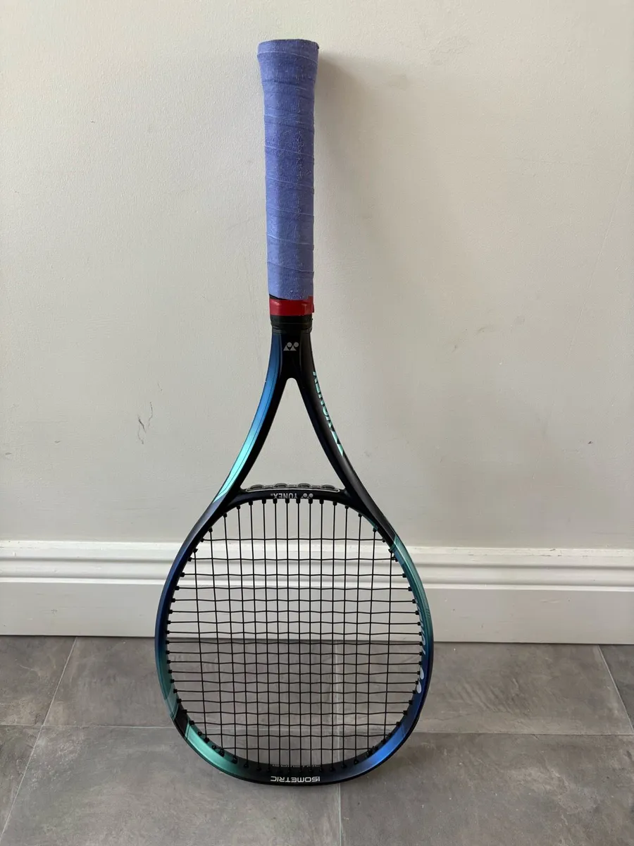 Yonex E-zone 98 Tour x2 - Image 2