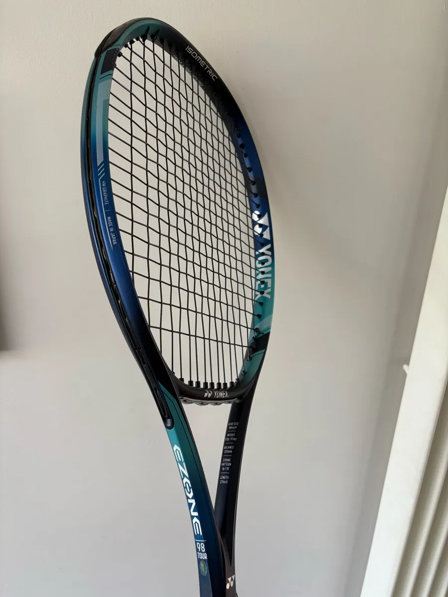 Yonex E-zone 98 Tour x2 - Image 4