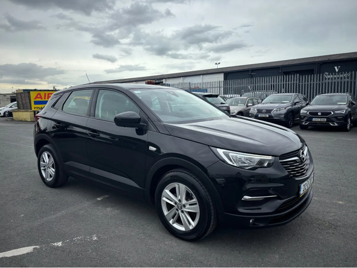 Opel Grandland 1.5 sc 6 speed - Image 1