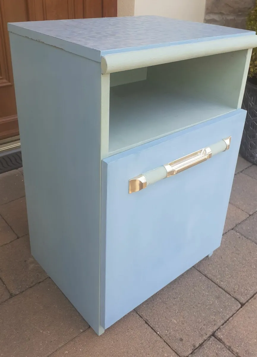 Locker - Image 1