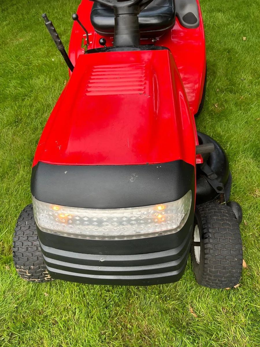 Ride on Tractor Lawnmower - Image 3