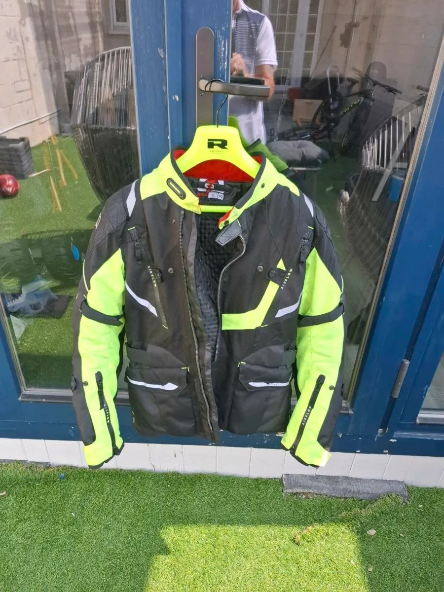 Oxford motorbike suit - Image 1