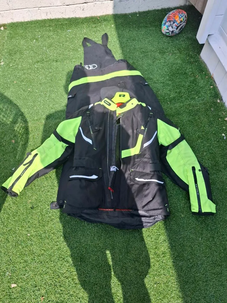 Oxford motorbike suit - Image 2
