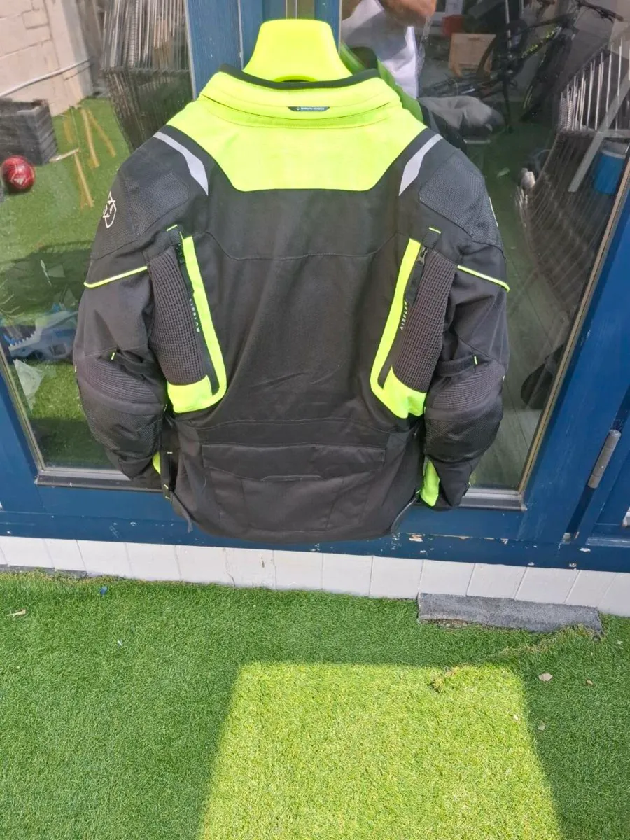Oxford motorbike suit - Image 3