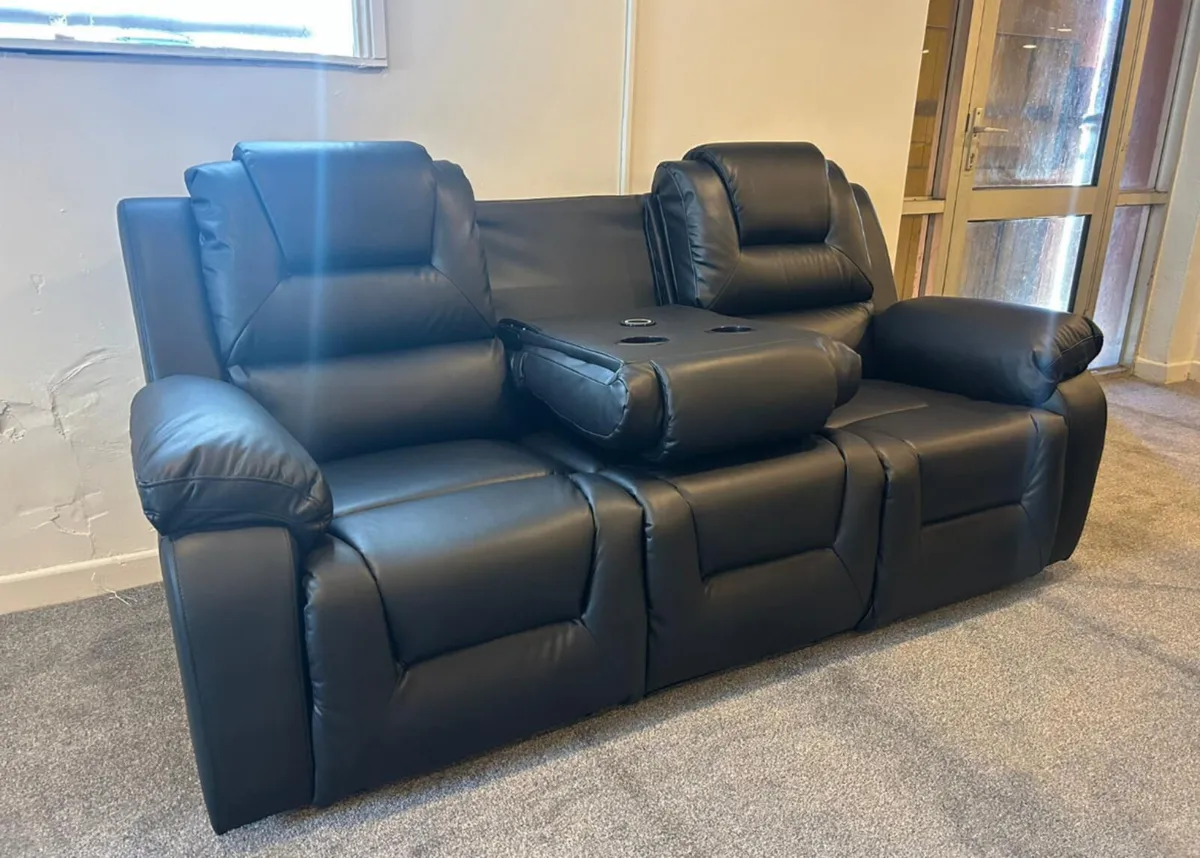Brand new black leather suite