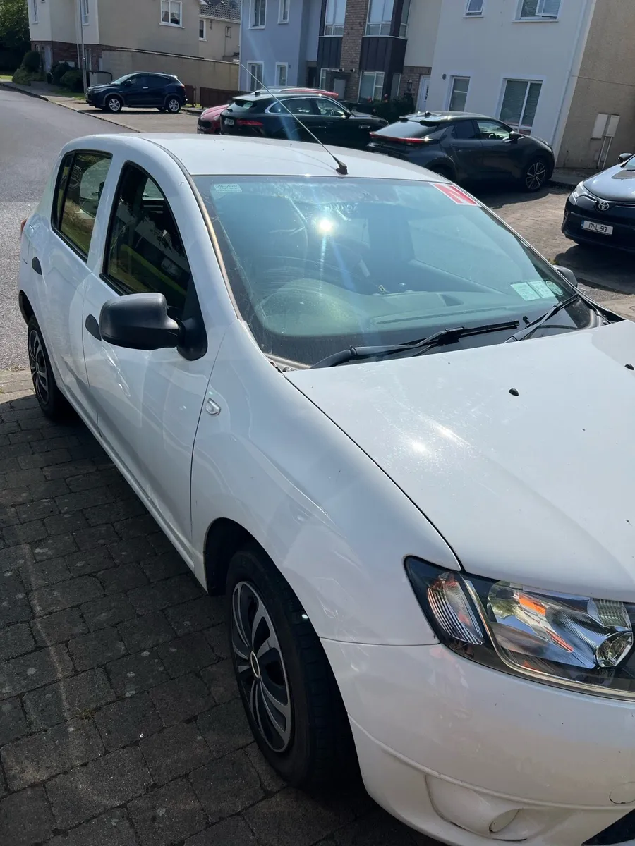 Dacia Sandero - Image 2