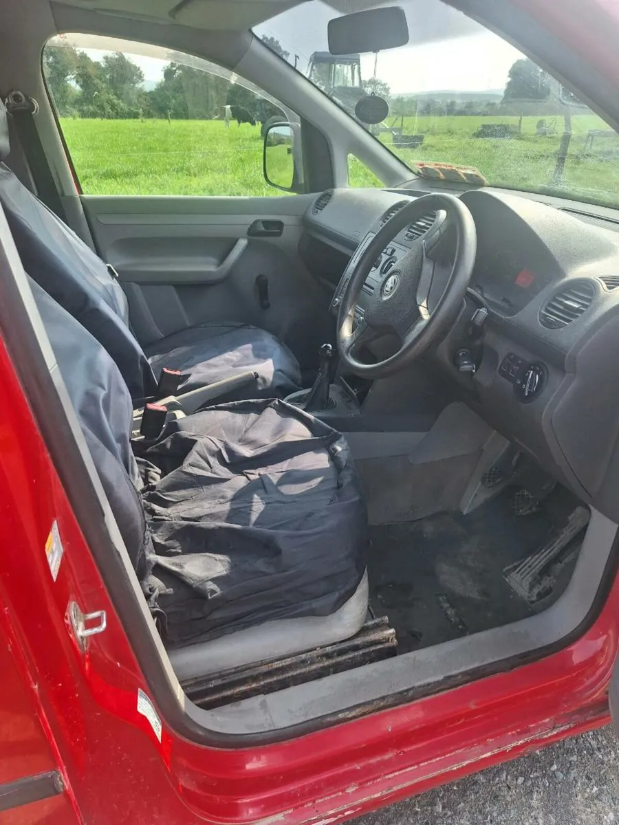 Vw caddy - Image 4