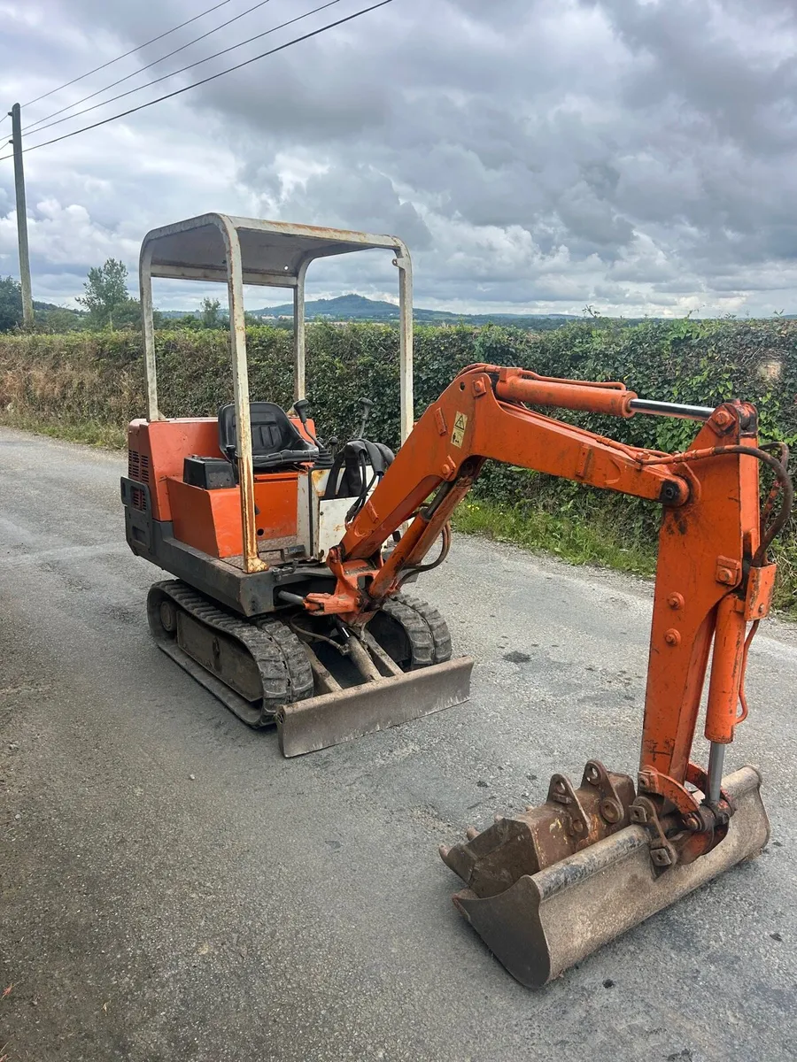 1.5 ton pel job mini digger for sale - Image 1
