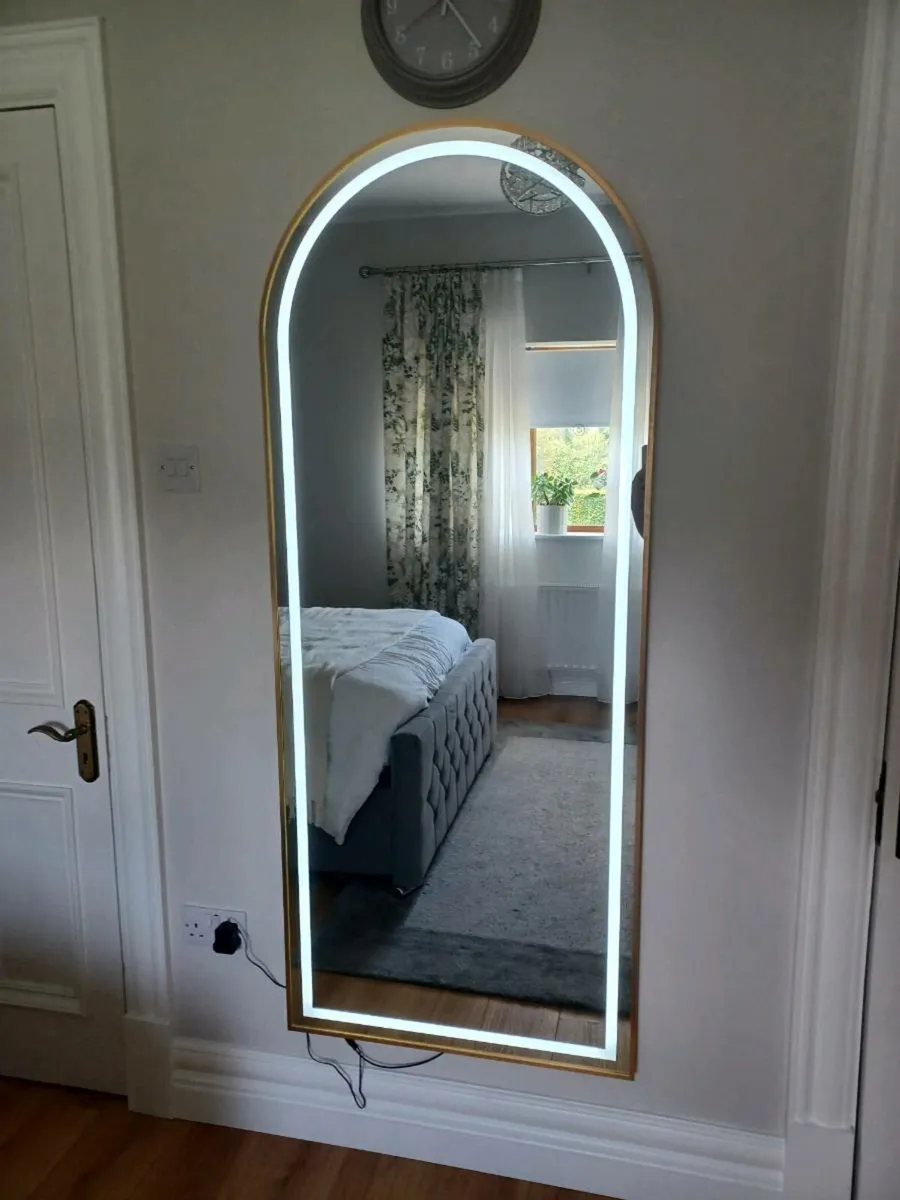 Mirror - Image 4