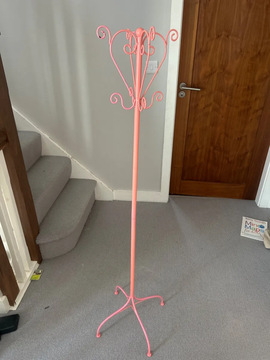Coat rack kids