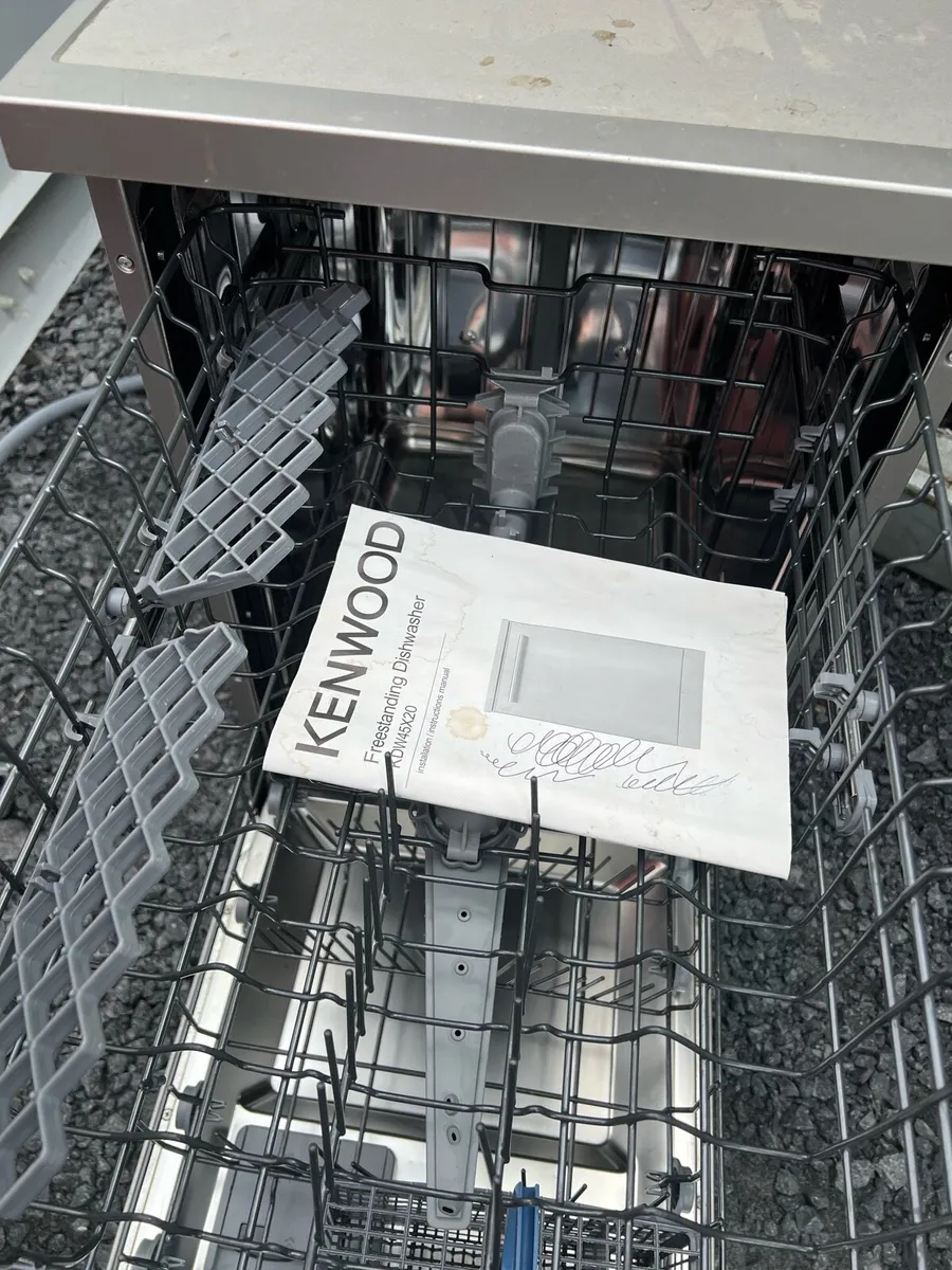 Dishwasher - Image 2