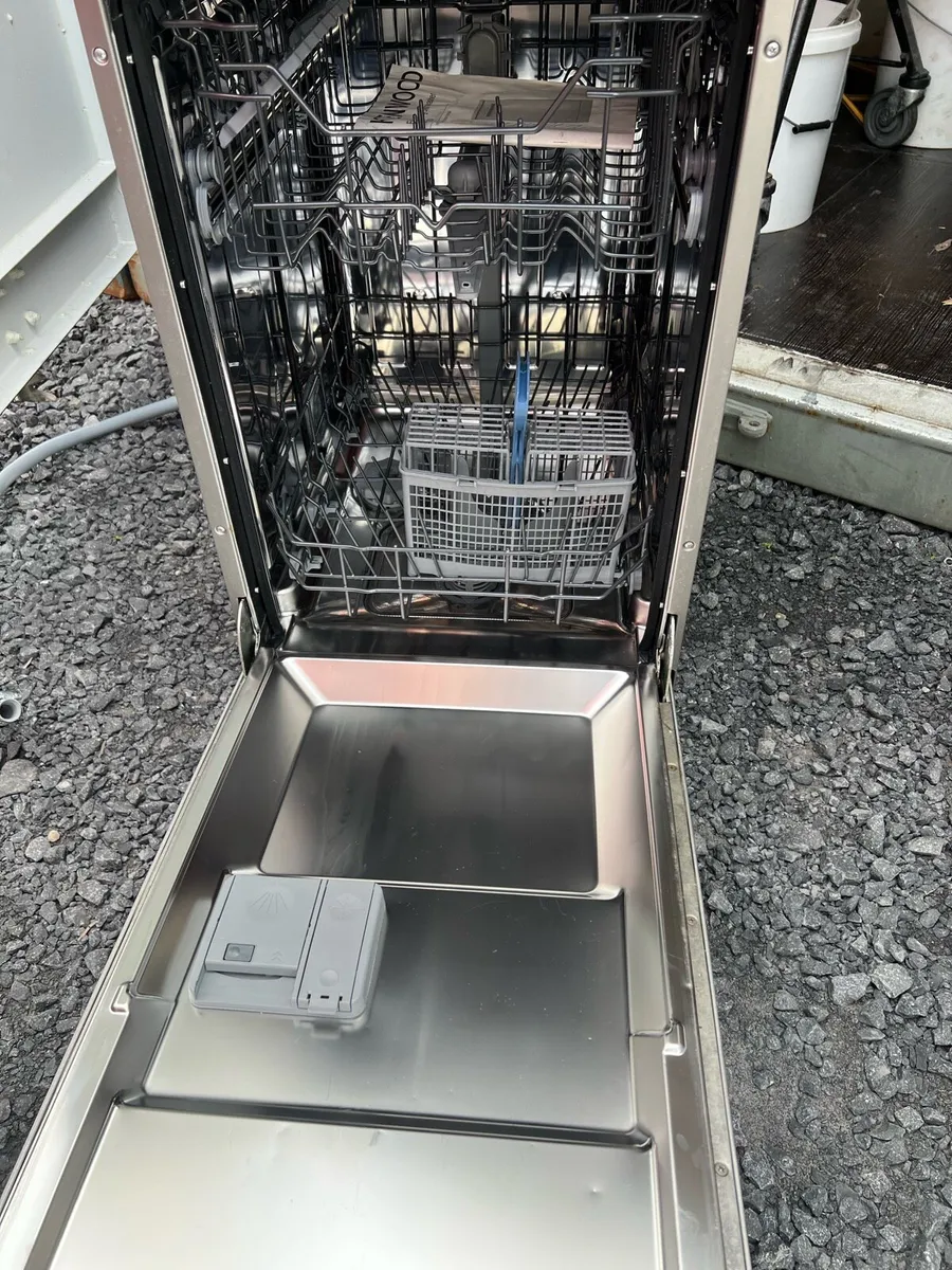 Dishwasher - Image 3