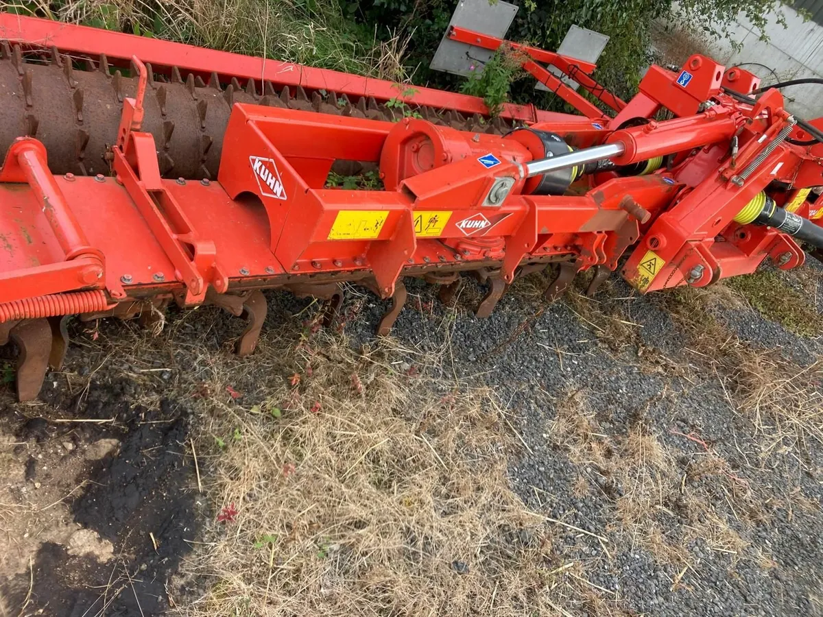 6mtr Kuhn Hyd Folding  Power Harrow - Image 1