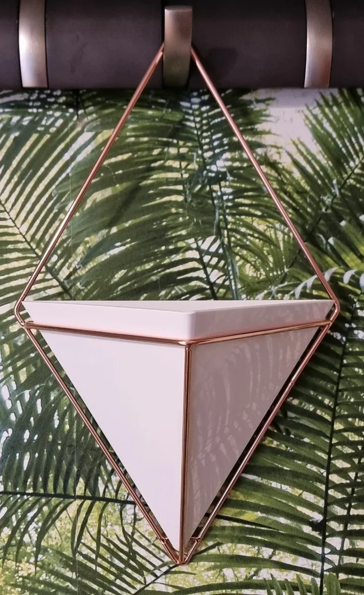 Flower Pot Decor Storage - Image 1
