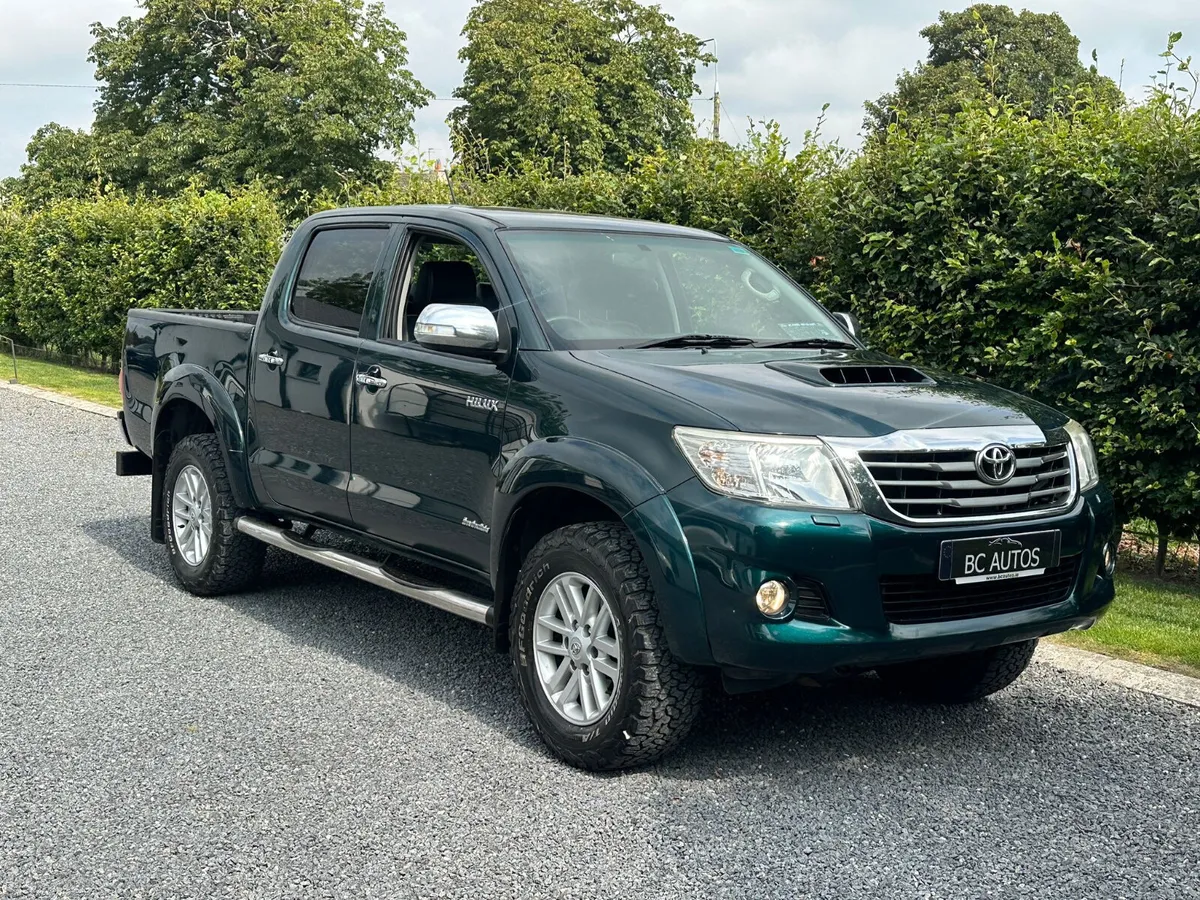 2015 Toyota Hilux 3.0 Invincible Auto 5 Seat N1 - Image 2