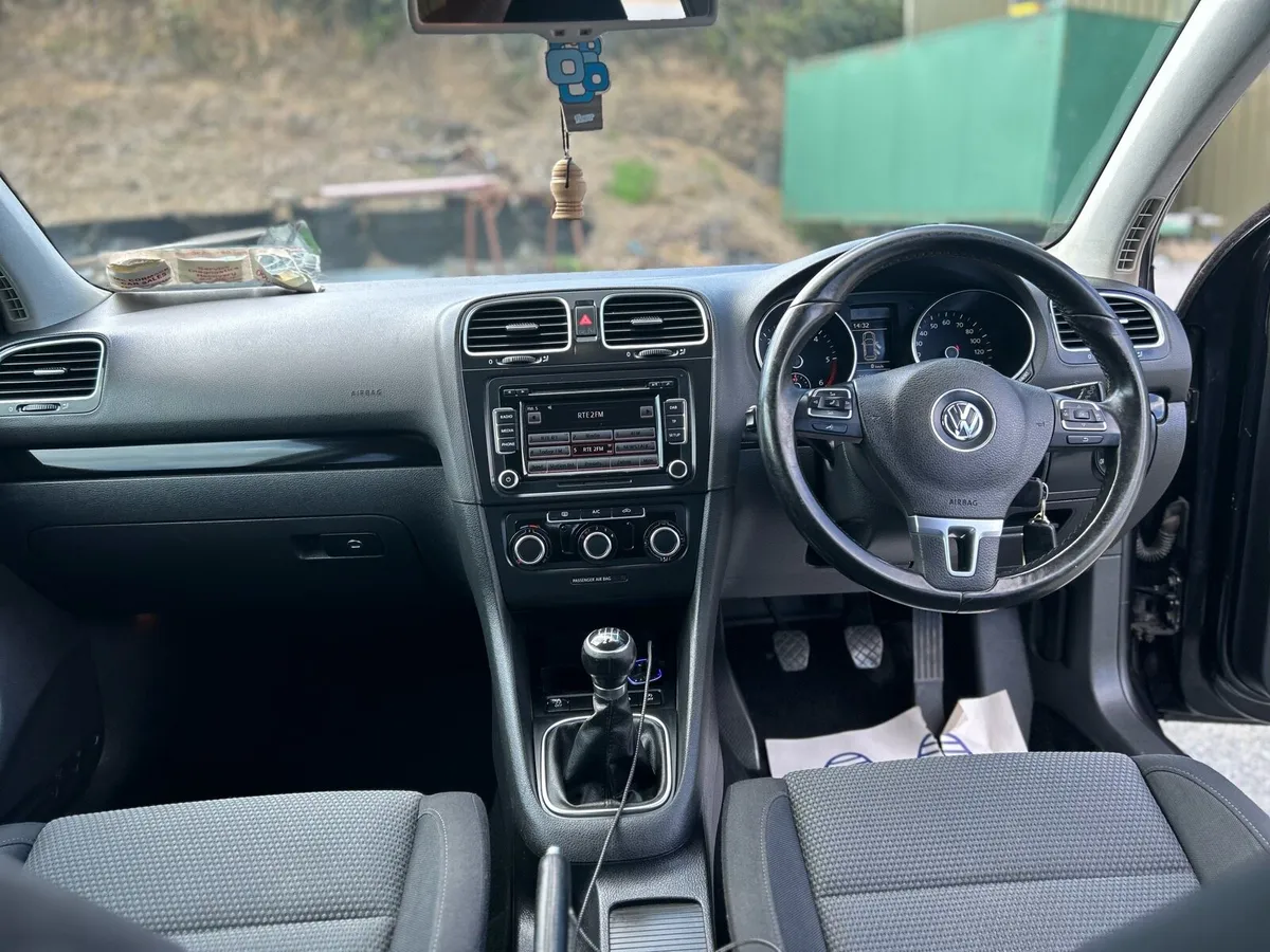 2012 Golf 2.0 tdi - Image 2