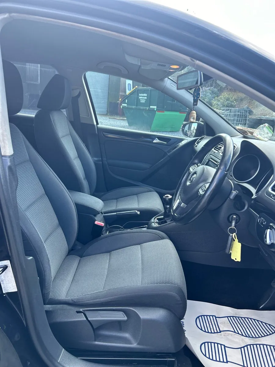 2012 Golf 2.0 tdi - Image 3