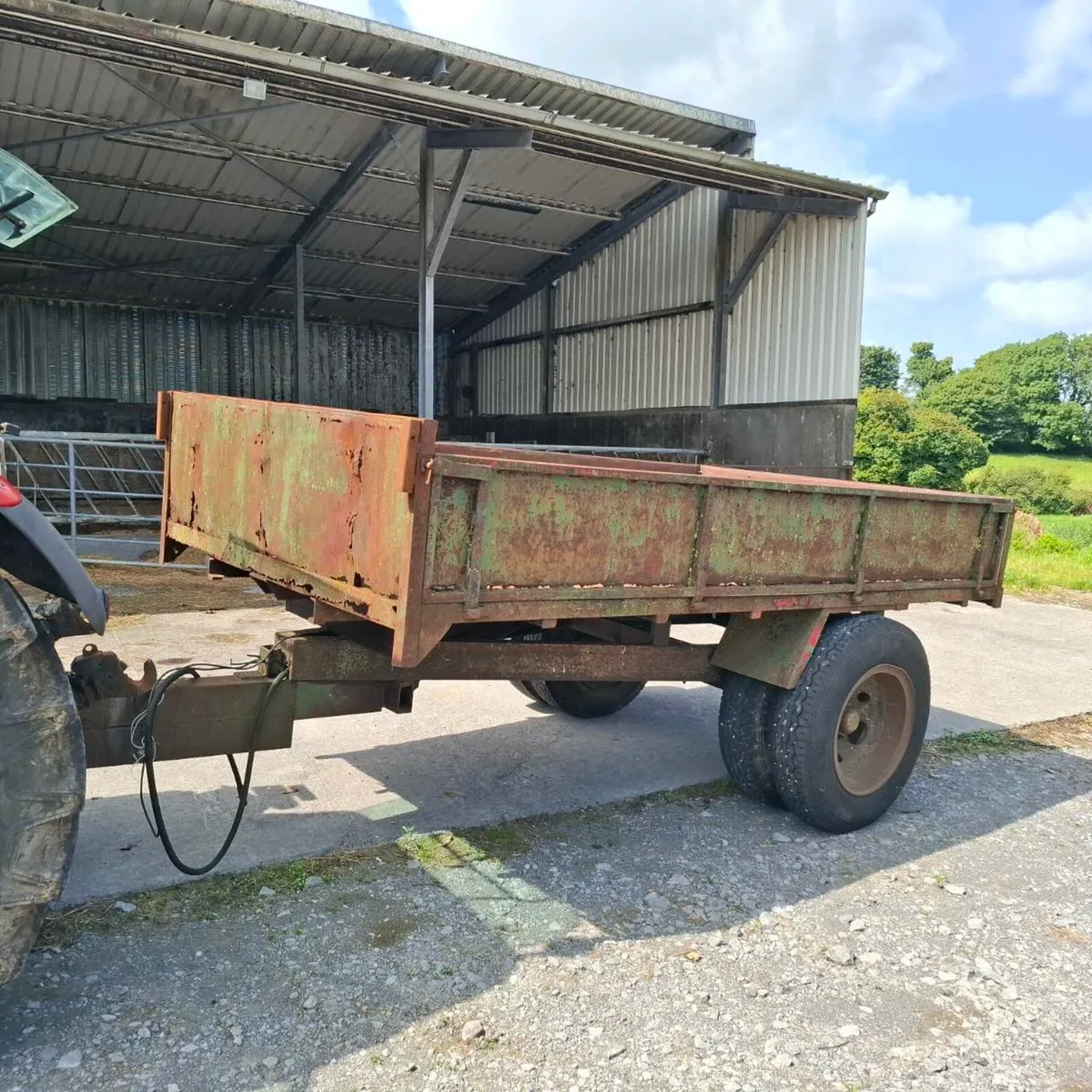 11x7 tipping trailer - Image 1