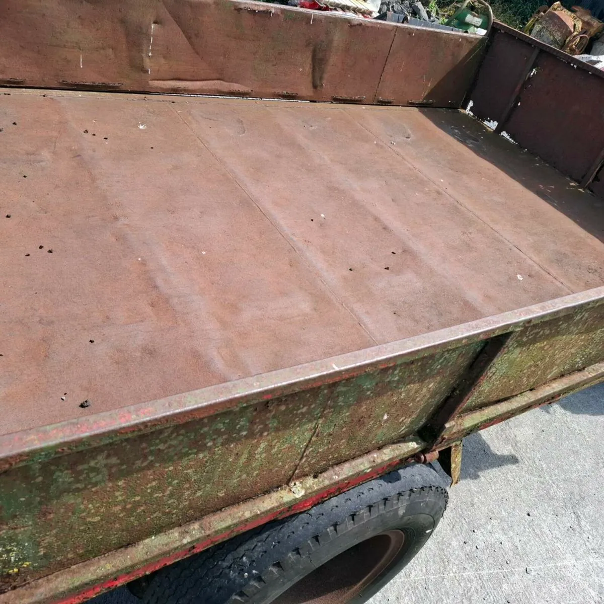 11x7 tipping trailer - Image 3